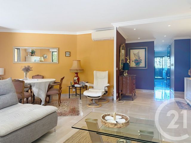 Appartement F3 à vendre - 3 pièces - 87.97 m2 - MANDELIEU LA NAPOULE - 06 - PROVENCE-ALPES-COTE-D-AZUR - Century 21 Azurim