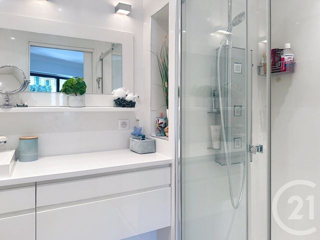 Appartement F3 à vendre - 3 pièces - 87.97 m2 - MANDELIEU LA NAPOULE - 06 - PROVENCE-ALPES-COTE-D-AZUR - Century 21 Azurim