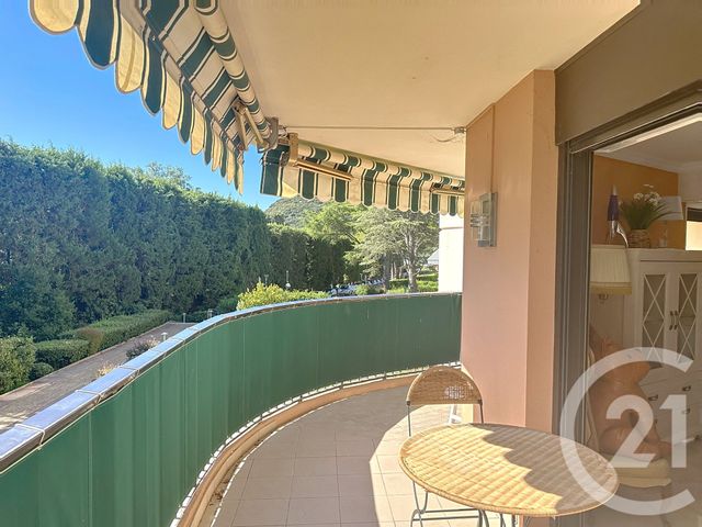 Appartement F3 à vendre - 3 pièces - 87.97 m2 - MANDELIEU LA NAPOULE - 06 - PROVENCE-ALPES-COTE-D-AZUR - Century 21 Azurim
