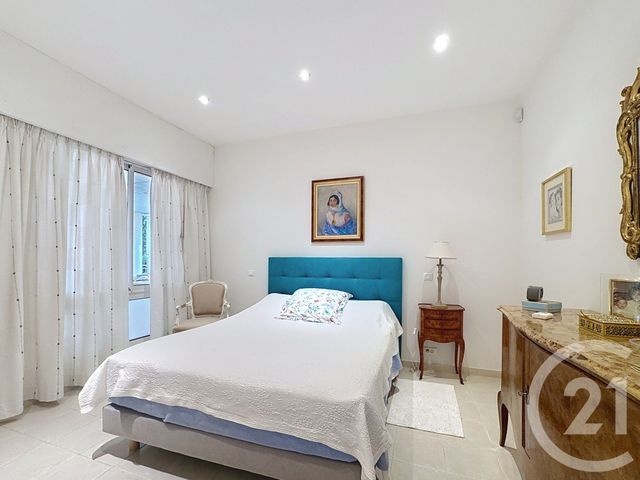 Appartement F7 et + à vendre - 7 pièces - 169.77 m2 - MANDELIEU LA NAPOULE - 06 - PROVENCE-ALPES-COTE-D-AZUR - Century 21 Azurim