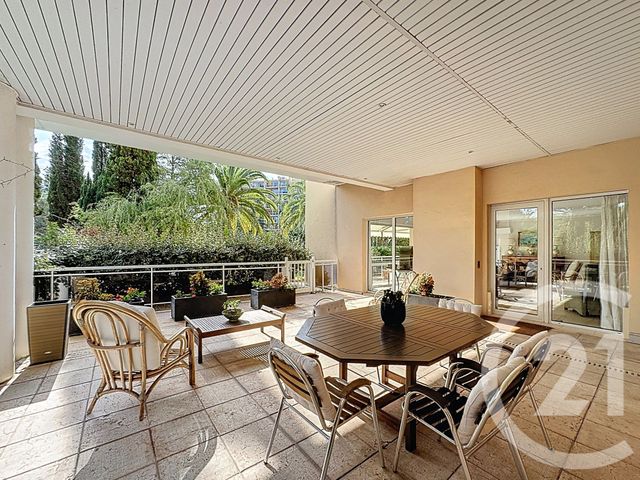 Appartement F7 et + à vendre - 7 pièces - 169.77 m2 - MANDELIEU LA NAPOULE - 06 - PROVENCE-ALPES-COTE-D-AZUR - Century 21 Azurim