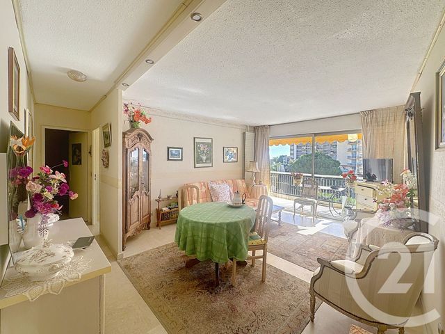 Appartement F2 à vendre - 2 pièces - 54.79 m2 - MANDELIEU LA NAPOULE - 06 - PROVENCE-ALPES-COTE-D-AZUR - Century 21 Azurim
