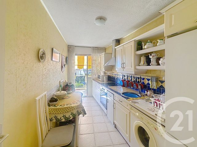 Appartement F2 à vendre - 2 pièces - 54.79 m2 - MANDELIEU LA NAPOULE - 06 - PROVENCE-ALPES-COTE-D-AZUR - Century 21 Azurim