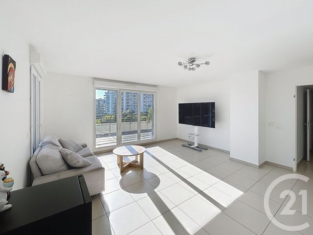 Appartement F4 à vendre - 4 pièces - 92.0 m2 - MANDELIEU LA NAPOULE - 06 - PROVENCE-ALPES-COTE-D-AZUR - Century 21 Azurim