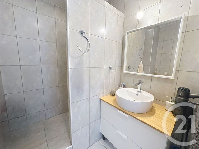 Appartement F2 à vendre - 2 pièces - 32.1 m2 - MANDELIEU LA NAPOULE - 06 - PROVENCE-ALPES-COTE-D-AZUR - Century 21 Azurim