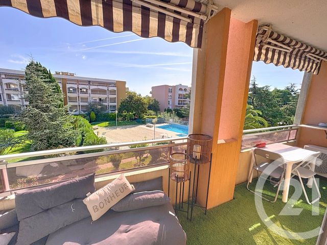 Appartement F2 à vendre - 2 pièces - 32.1 m2 - MANDELIEU LA NAPOULE - 06 - PROVENCE-ALPES-COTE-D-AZUR - Century 21 Azurim
