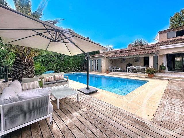 maison à vendre - 4 pièces - 130.0 m2 - MANDELIEU LA NAPOULE - 06 - PROVENCE-ALPES-COTE-D-AZUR - Century 21 Azurim
