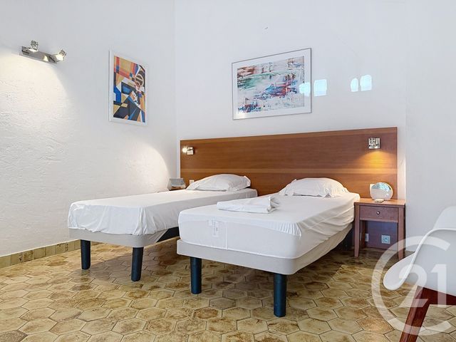 Appartement F3 à vendre - 3 pièces - 60.32 m2 - MANDELIEU LA NAPOULE - 06 - PROVENCE-ALPES-COTE-D-AZUR - Century 21 Azurim