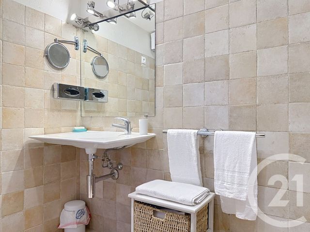 Appartement F3 à vendre - 3 pièces - 60.32 m2 - MANDELIEU LA NAPOULE - 06 - PROVENCE-ALPES-COTE-D-AZUR - Century 21 Azurim