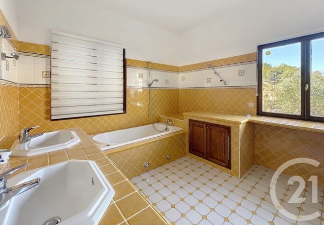 maison à vendre - 5 pièces - 141.21 m2 - TANNERON - 83 - PROVENCE-ALPES-COTE-D-AZUR - Century 21 Azurim