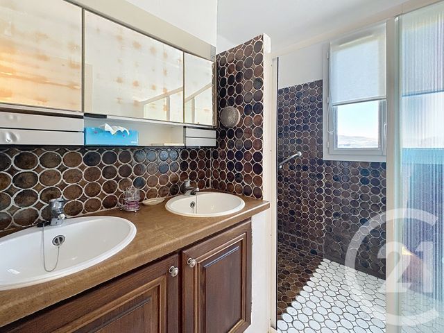 maison à vendre - 5 pièces - 141.21 m2 - TANNERON - 83 - PROVENCE-ALPES-COTE-D-AZUR - Century 21 Azurim