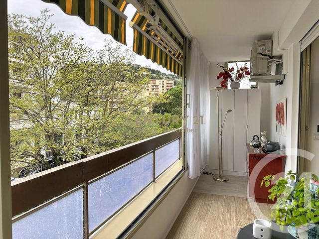 Appartement F1 à vendre - 2 pièces - 44.28 m2 - MANDELIEU LA NAPOULE - 06 - PROVENCE-ALPES-COTE-D-AZUR - Century 21 Azurim