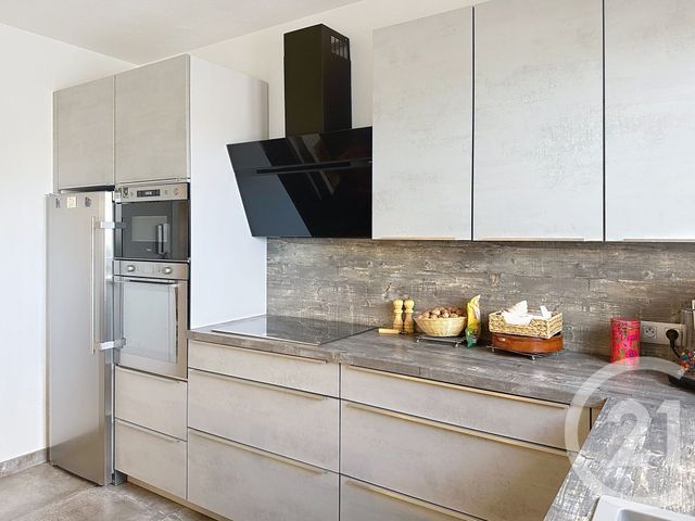 maison à vendre - 5 pièces - 99.13 m2 - MANDELIEU LA NAPOULE - 06 - PROVENCE-ALPES-COTE-D-AZUR - Century 21 Azurim