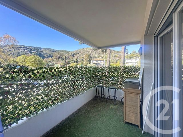 Appartement F3 à vendre - 3 pièces - 60.3 m2 - MANDELIEU LA NAPOULE - 06 - PROVENCE-ALPES-COTE-D-AZUR - Century 21 Azurim