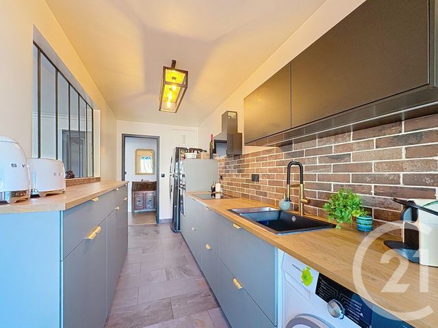 Appartement F4 à vendre - 4 pièces - 80.0 m2 - MANDELIEU LA NAPOULE - 06 - PROVENCE-ALPES-COTE-D-AZUR - Century 21 Azurim