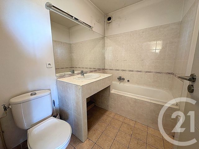 Appartement F4 à vendre - 4 pièces - 105.0 m2 - MANDELIEU LA NAPOULE - 06 - PROVENCE-ALPES-COTE-D-AZUR - Century 21 Azurim