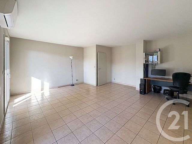 Appartement F4 à vendre - 4 pièces - 105.0 m2 - MANDELIEU LA NAPOULE - 06 - PROVENCE-ALPES-COTE-D-AZUR - Century 21 Azurim