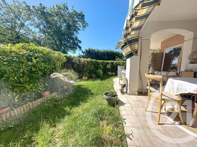 Appartement T2 à vendre - 2 pièces - 52.36 m2 - MANDELIEU LA NAPOULE - 06 - PROVENCE-ALPES-COTE-D-AZUR - Century 21 Azurim