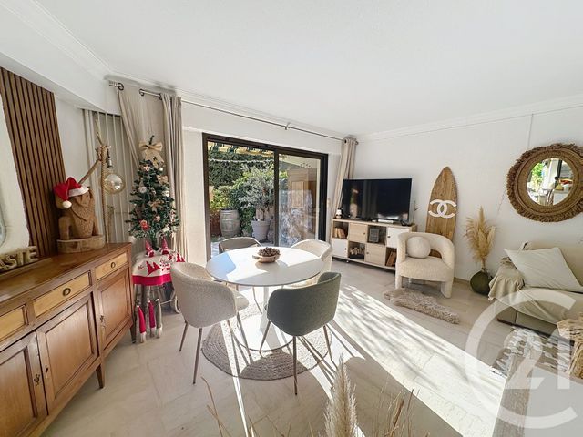 Appartement T2 à vendre - 2 pièces - 52.36 m2 - MANDELIEU LA NAPOULE - 06 - PROVENCE-ALPES-COTE-D-AZUR - Century 21 Azurim