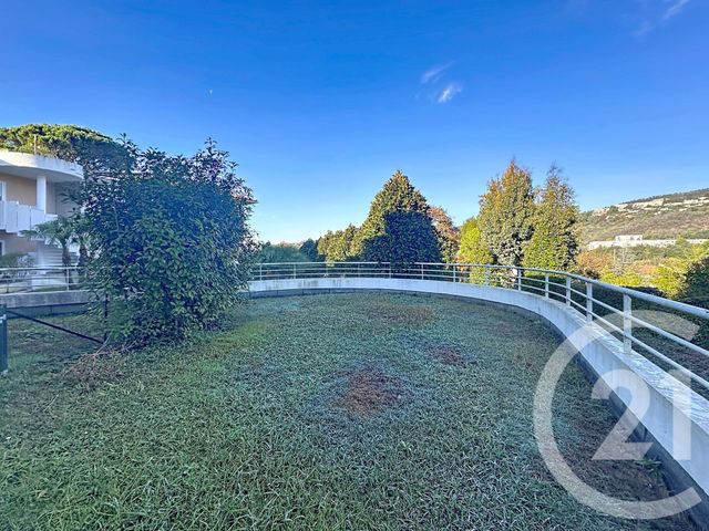 Appartement F4 à vendre - 4 pièces - 97.34 m2 - MANDELIEU LA NAPOULE - 06 - PROVENCE-ALPES-COTE-D-AZUR - Century 21 Azurim