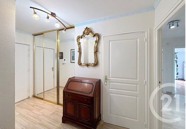 Appartement F4 à vendre - 4 pièces - 97.34 m2 - MANDELIEU LA NAPOULE - 06 - PROVENCE-ALPES-COTE-D-AZUR - Century 21 Azurim