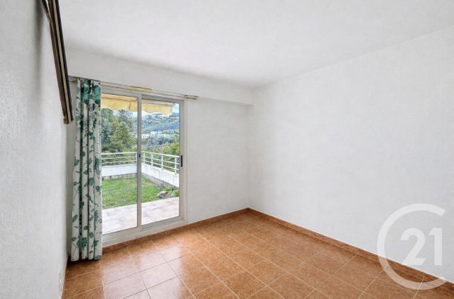 Appartement F4 à vendre - 4 pièces - 97.34 m2 - MANDELIEU LA NAPOULE - 06 - PROVENCE-ALPES-COTE-D-AZUR - Century 21 Azurim