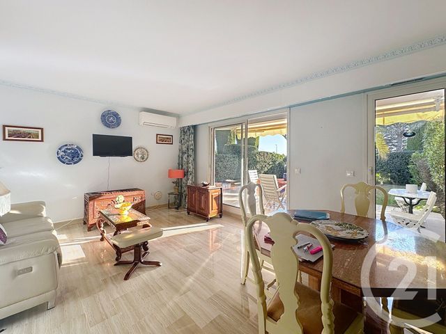 Appartement F4 à vendre - 4 pièces - 97.34 m2 - MANDELIEU LA NAPOULE - 06 - PROVENCE-ALPES-COTE-D-AZUR - Century 21 Azurim