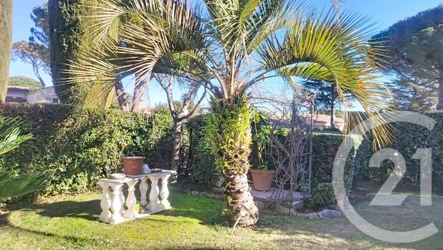 Appartement F4 à vendre - 4 pièces - 97.34 m2 - MANDELIEU LA NAPOULE - 06 - PROVENCE-ALPES-COTE-D-AZUR - Century 21 Azurim