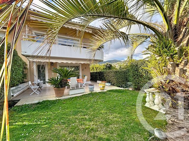 Appartement F4 à vendre - 4 pièces - 97.34 m2 - MANDELIEU LA NAPOULE - 06 - PROVENCE-ALPES-COTE-D-AZUR - Century 21 Azurim