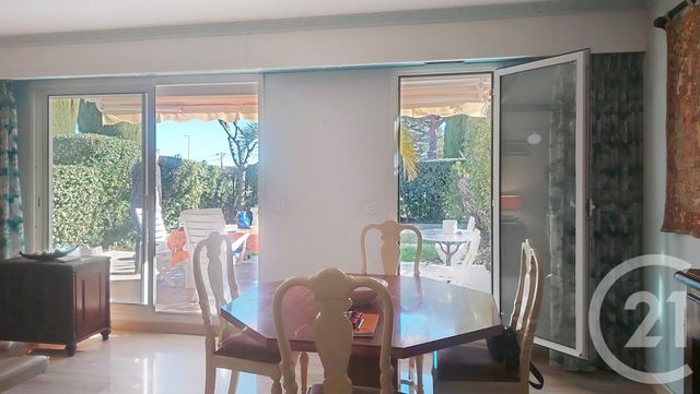 Appartement F4 à vendre - 4 pièces - 97.34 m2 - MANDELIEU LA NAPOULE - 06 - PROVENCE-ALPES-COTE-D-AZUR - Century 21 Azurim