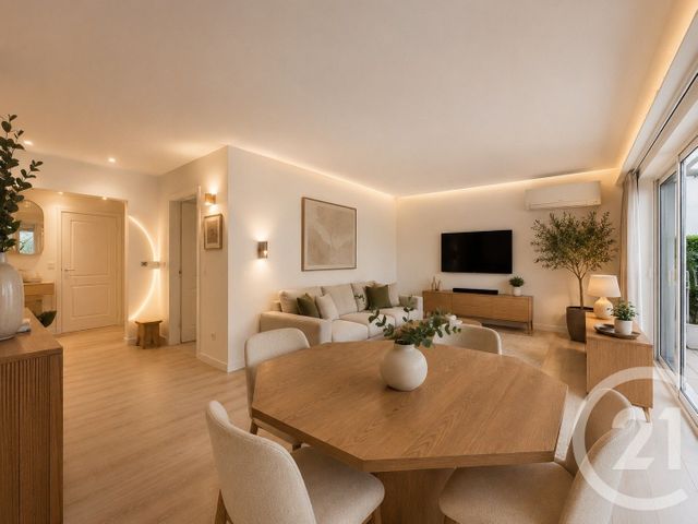 Appartement F4 à vendre - 4 pièces - 97.34 m2 - MANDELIEU LA NAPOULE - 06 - PROVENCE-ALPES-COTE-D-AZUR - Century 21 Azurim