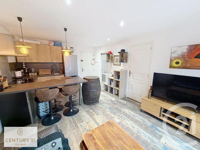 Appartement F2 à vendre - 2 pièces - 33.0 m2 - MANDELIEU LA NAPOULE - 06 - PROVENCE-ALPES-COTE-D-AZUR - Century 21 Azurim