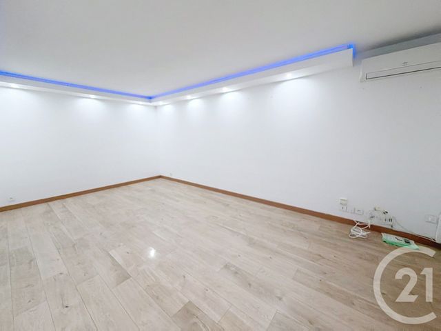 Appartement F1 à vendre - 1 pièce - 32.3 m2 - MANDELIEU LA NAPOULE - 06 - PROVENCE-ALPES-COTE-D-AZUR - Century 21 Azurim