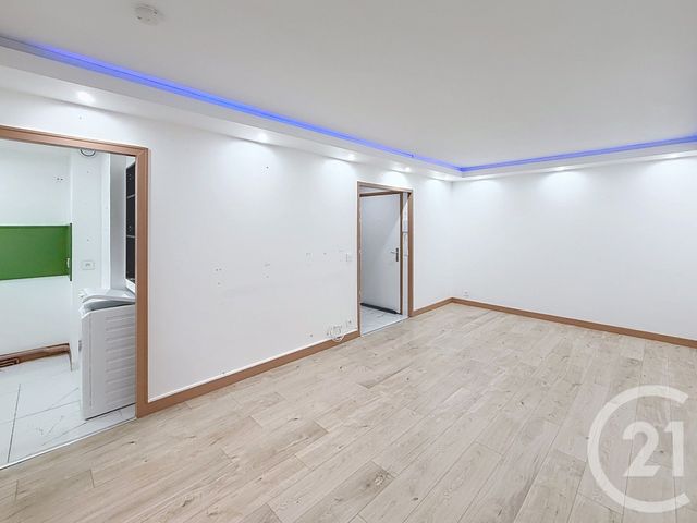 Appartement F1 à vendre - 1 pièce - 32.3 m2 - MANDELIEU LA NAPOULE - 06 - PROVENCE-ALPES-COTE-D-AZUR - Century 21 Azurim