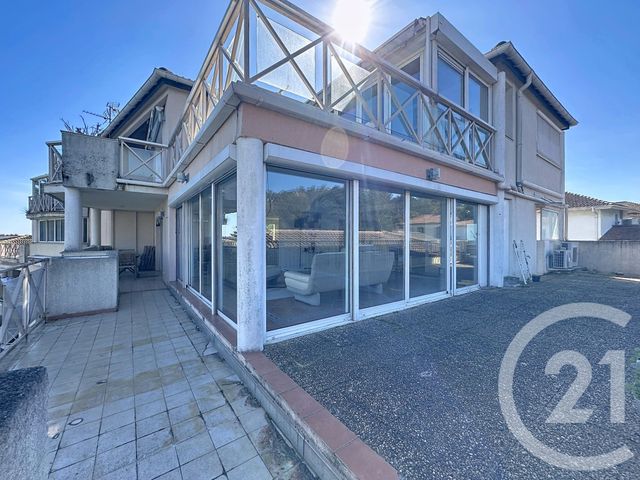 Appartement F5 à vendre - 5 pièces - 116.36 m2 - MANDELIEU LA NAPOULE - 06 - PROVENCE-ALPES-COTE-D-AZUR - Century 21 Azurim