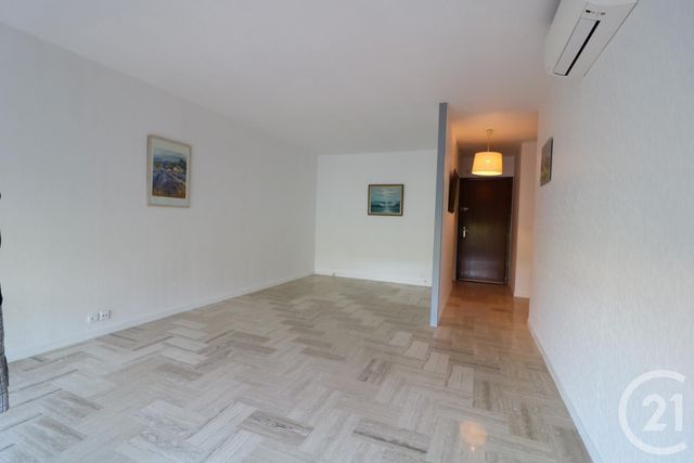 Appartement F1 à vendre - 1 pièce - 38.68 m2 - MANDELIEU LA NAPOULE - 06 - PROVENCE-ALPES-COTE-D-AZUR - Century 21 Azurim