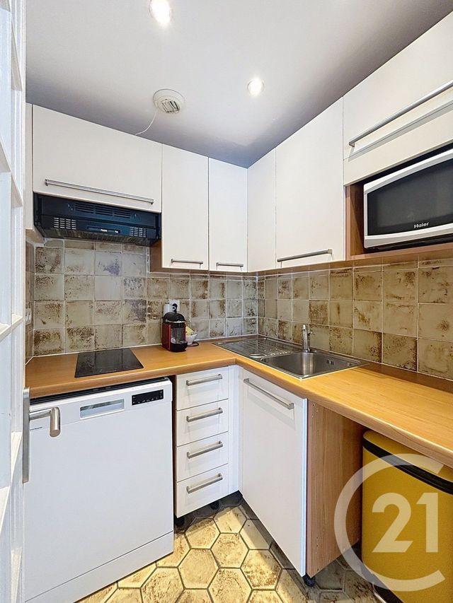 Appartement F1 à vendre - 1 pièce - 27.71 m2 - MANDELIEU LA NAPOULE - 06 - PROVENCE-ALPES-COTE-D-AZUR - Century 21 Azurim
