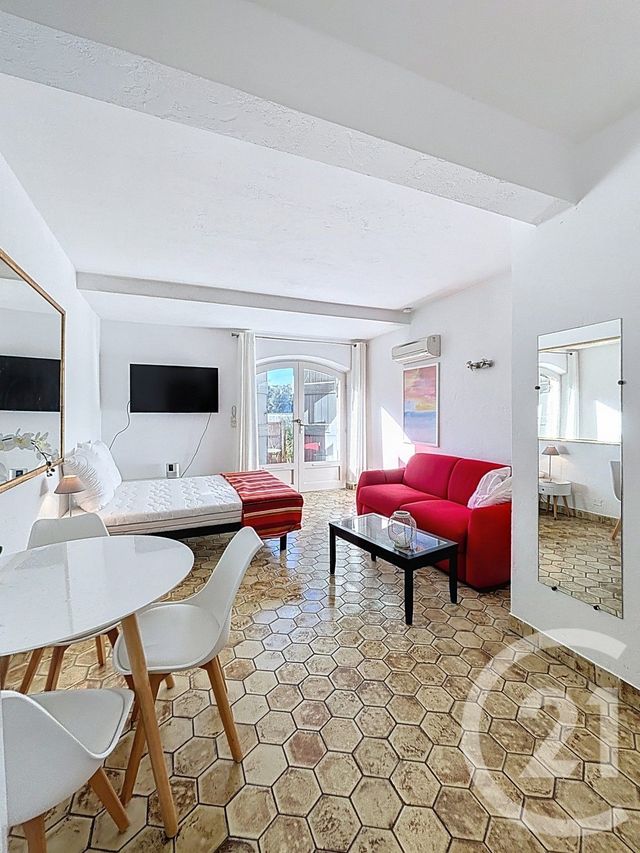 Appartement F1 à vendre - 1 pièce - 27.71 m2 - MANDELIEU LA NAPOULE - 06 - PROVENCE-ALPES-COTE-D-AZUR - Century 21 Azurim