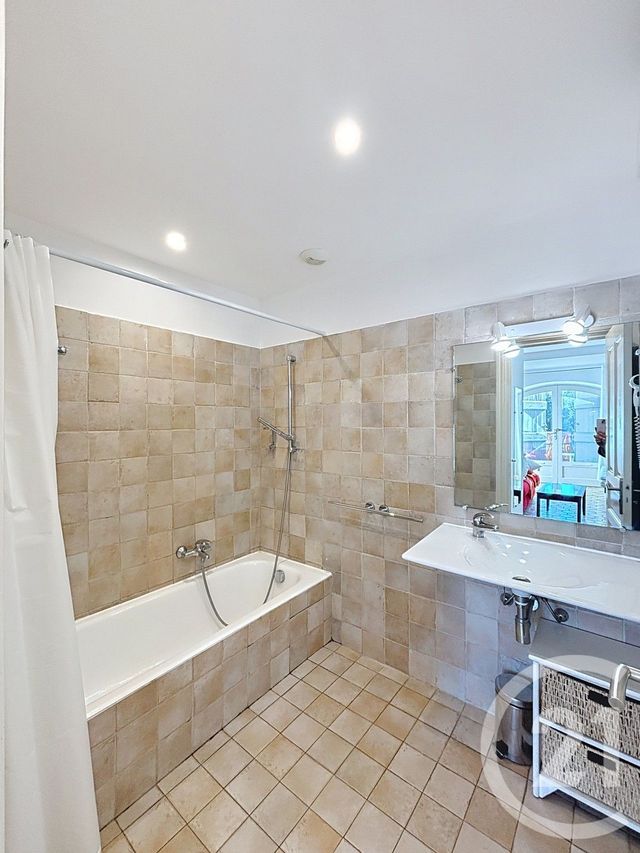 Appartement F1 à vendre - 1 pièce - 27.71 m2 - MANDELIEU LA NAPOULE - 06 - PROVENCE-ALPES-COTE-D-AZUR - Century 21 Azurim