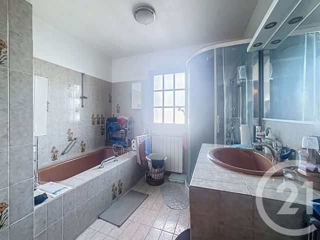 maison à vendre - 7 pièces - 164.59 m2 - TANNERON - 83 - PROVENCE-ALPES-COTE-D-AZUR - Century 21 Azurim