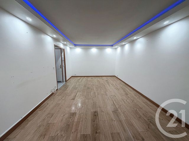 Appartement F1 à vendre - 1 pièce - 32.3 m2 - MANDELIEU LA NAPOULE - 06 - PROVENCE-ALPES-COTE-D-AZUR - Century 21 Azurim