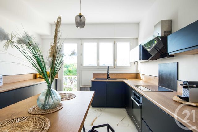 maison à vendre - 7 pièces - 249.0 m2 - CAGNES SUR MER - 06 - PROVENCE-ALPES-COTE-D-AZUR - Century 21 Azurim