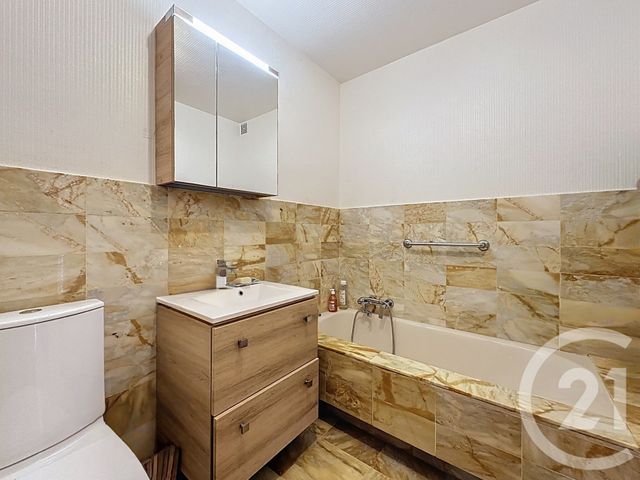 maison à vendre - 4 pièces - 101.06 m2 - MANDELIEU LA NAPOULE - 06 - PROVENCE-ALPES-COTE-D-AZUR - Century 21 Azurim