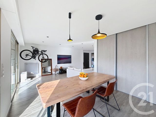 Appartement T3 à vendre - 3 pièces - 75.0 m2 - LE CANNET - 06 - PROVENCE-ALPES-COTE-D-AZUR - Century 21 Azurim