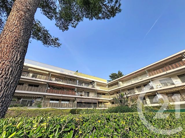 Appartement T3 à vendre - 3 pièces - 75.0 m2 - LE CANNET - 06 - PROVENCE-ALPES-COTE-D-AZUR - Century 21 Azurim