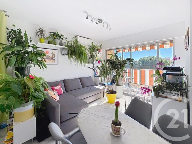 Appartement F2 à vendre - 2 pièces - 40.0 m2 - MANDELIEU LA NAPOULE - 06 - PROVENCE-ALPES-COTE-D-AZUR - Century 21 Azurim