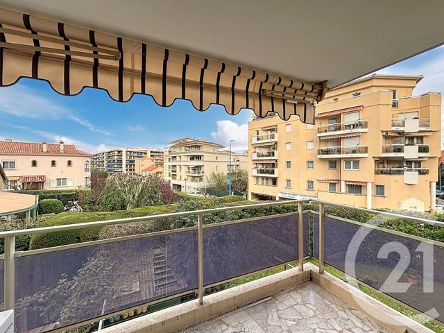 Appartement F2 à vendre - 2 pièces - 54.36 m2 - MANDELIEU LA NAPOULE - 06 - PROVENCE-ALPES-COTE-D-AZUR - Century 21 Azurim
