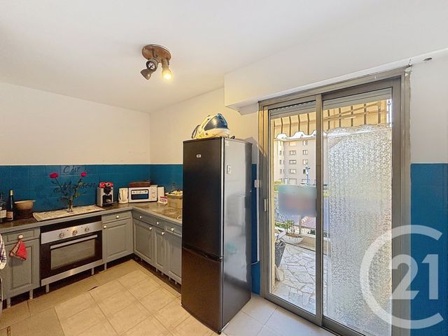 Appartement F2 à vendre - 2 pièces - 54.36 m2 - MANDELIEU LA NAPOULE - 06 - PROVENCE-ALPES-COTE-D-AZUR - Century 21 Azurim