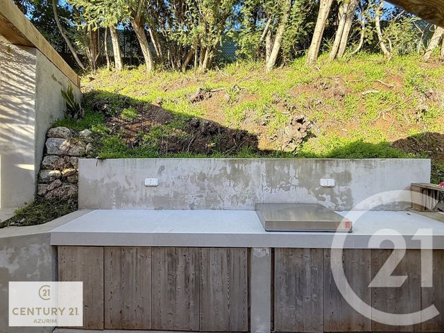 maison à vendre - 5 pièces - 151.26 m2 - MANDELIEU LA NAPOULE - 06 - PROVENCE-ALPES-COTE-D-AZUR - Century 21 Azurim