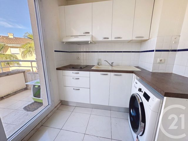 Appartement F1 à vendre - 1 pièce - 32.22 m2 - MANDELIEU LA NAPOULE - 06 - PROVENCE-ALPES-COTE-D-AZUR - Century 21 Azurim